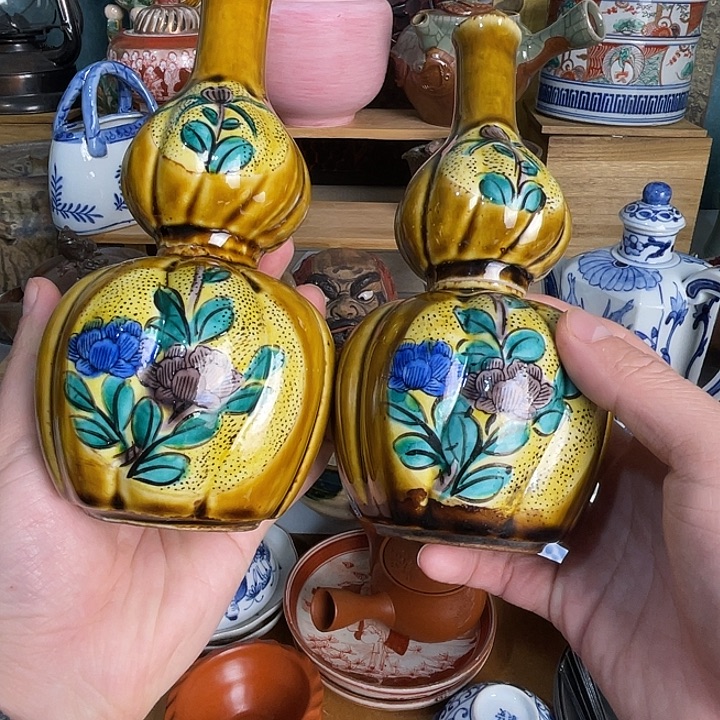 开***艺瓷片一对九谷瓶不错的哦