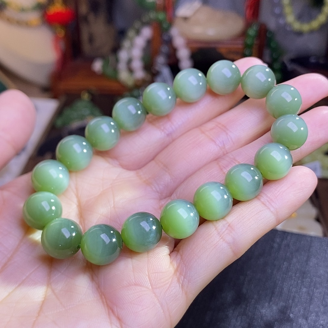 和田玉猫眼碧玉脂膏级老料手链天花板首发价约11未镶嵌