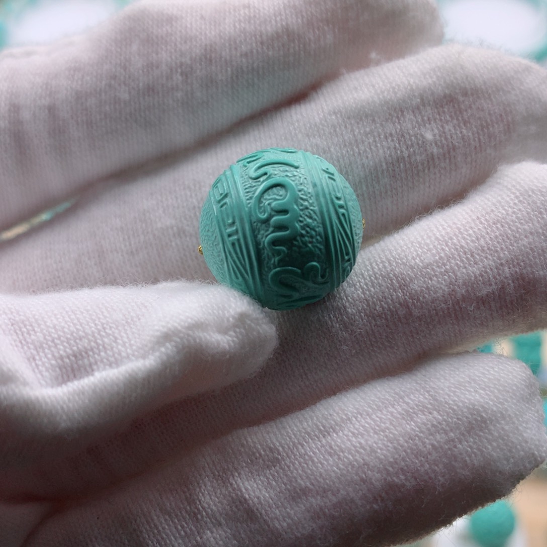 绿松石配饰未镶嵌