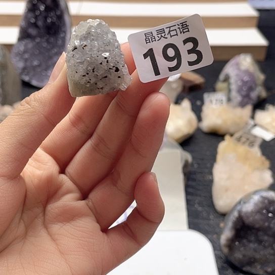 水晶大型摆件（非配饰）未镶嵌