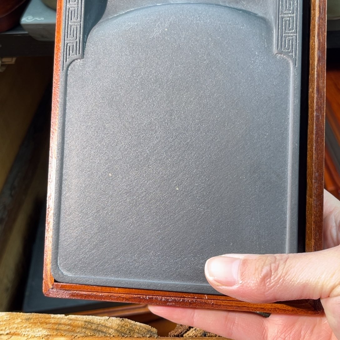 单***猪歙砚德华文房甄选