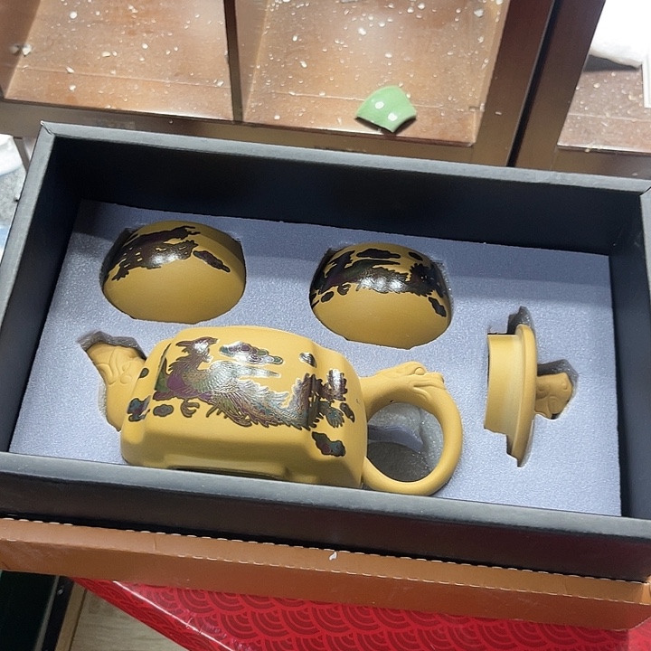 孤品茶具。                 