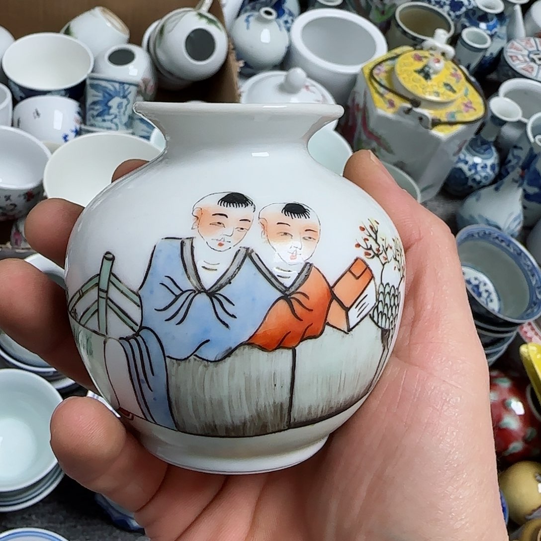 摆件瓷器的工艺技术水平