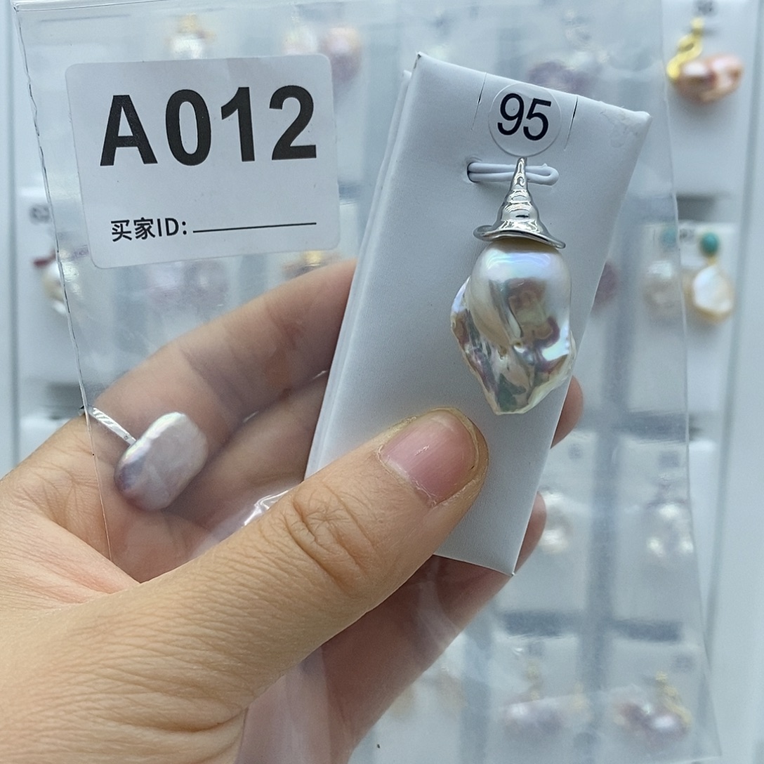 钛钢颈饰淡水珍珠