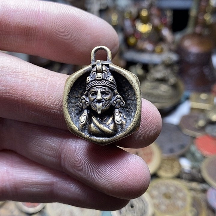 ꧁****小杨推荐铜物件一个