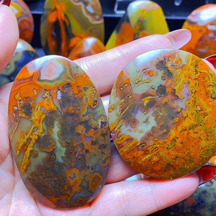 玛瑙/玉髓颈饰未镶嵌