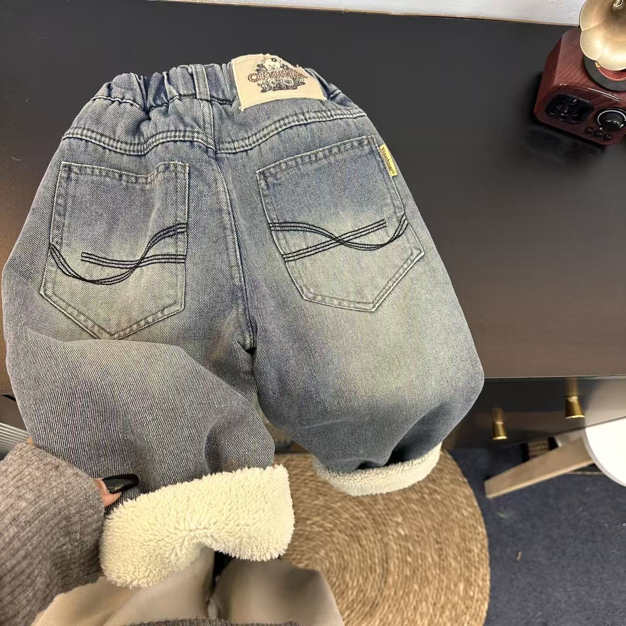 5676男女童潮流时尚休闲洋气个性秋冬糕糕绒牛仔裤