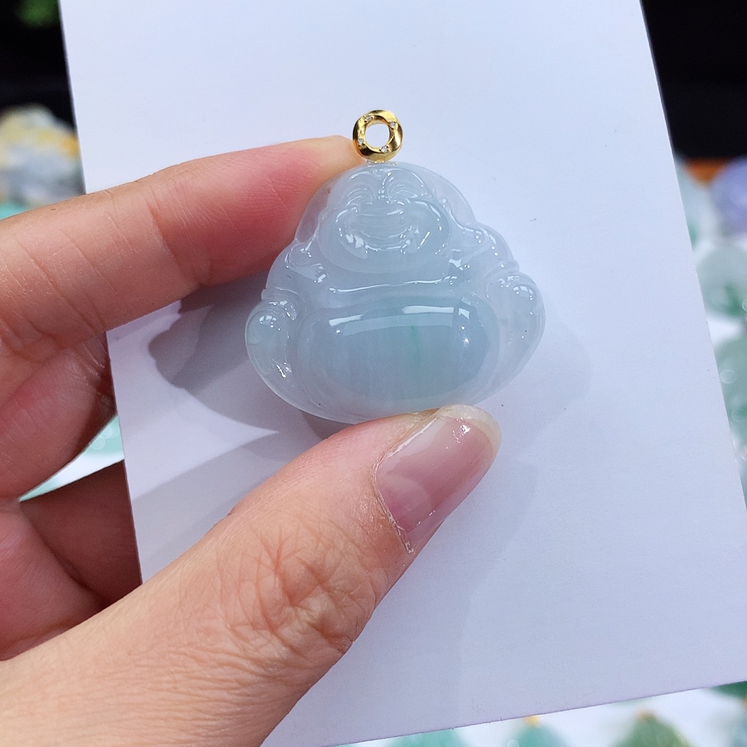 翡翠18K金镶嵌颈饰翡翠吊坠
