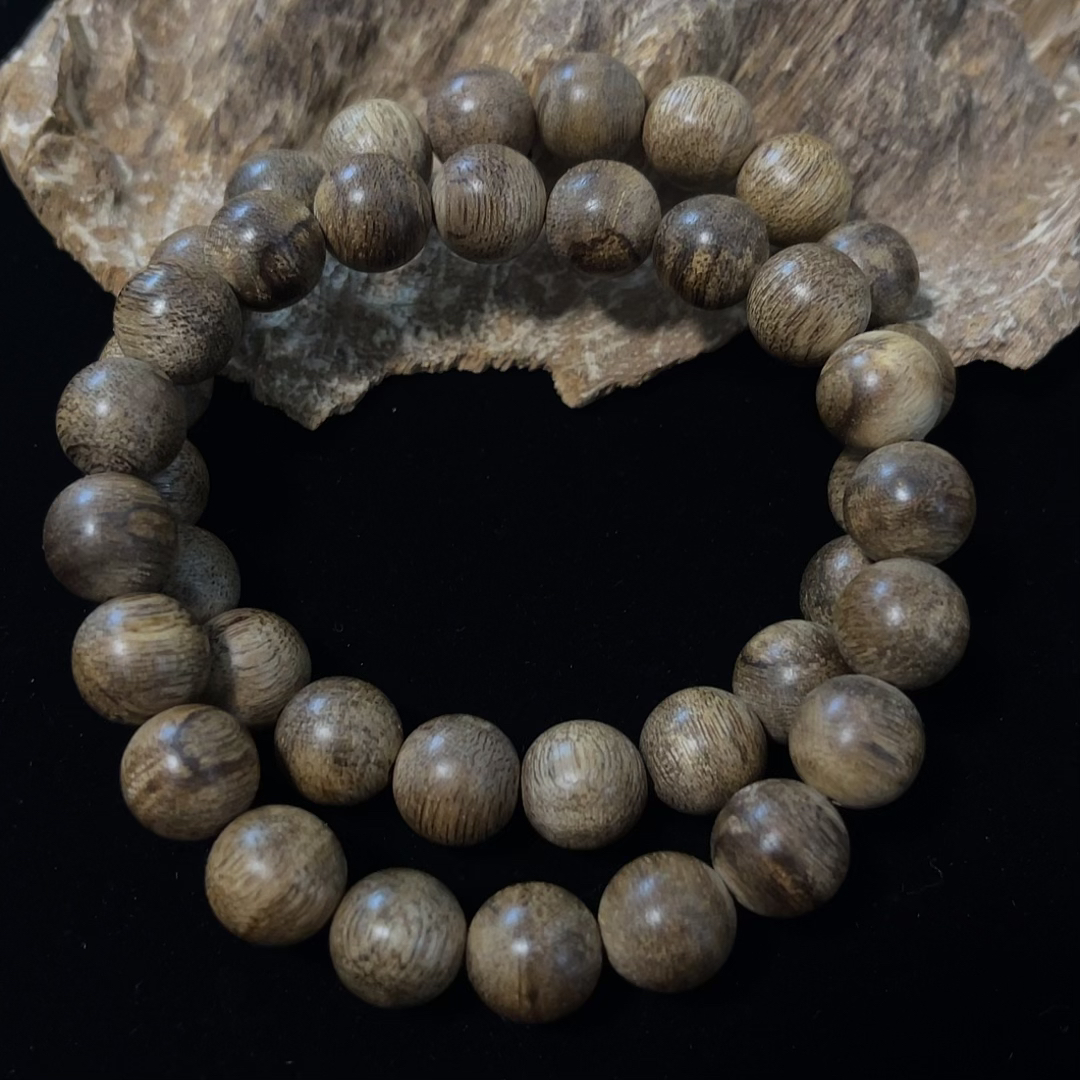 【Y-10高高货】海南天然野黑油格1.0奶香花香果香手串多样性发其一