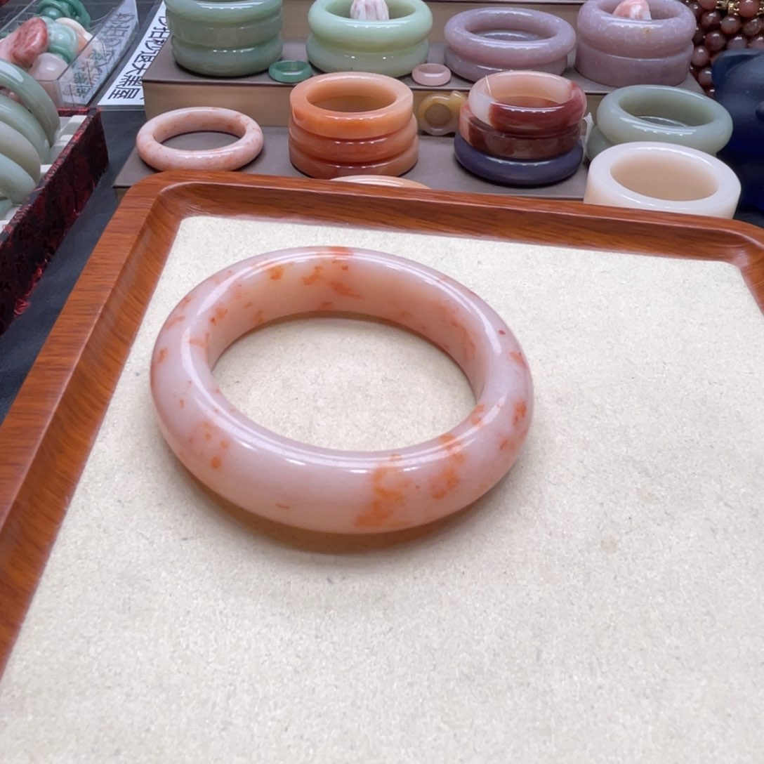 石英质玉手镯未镶嵌海***莉