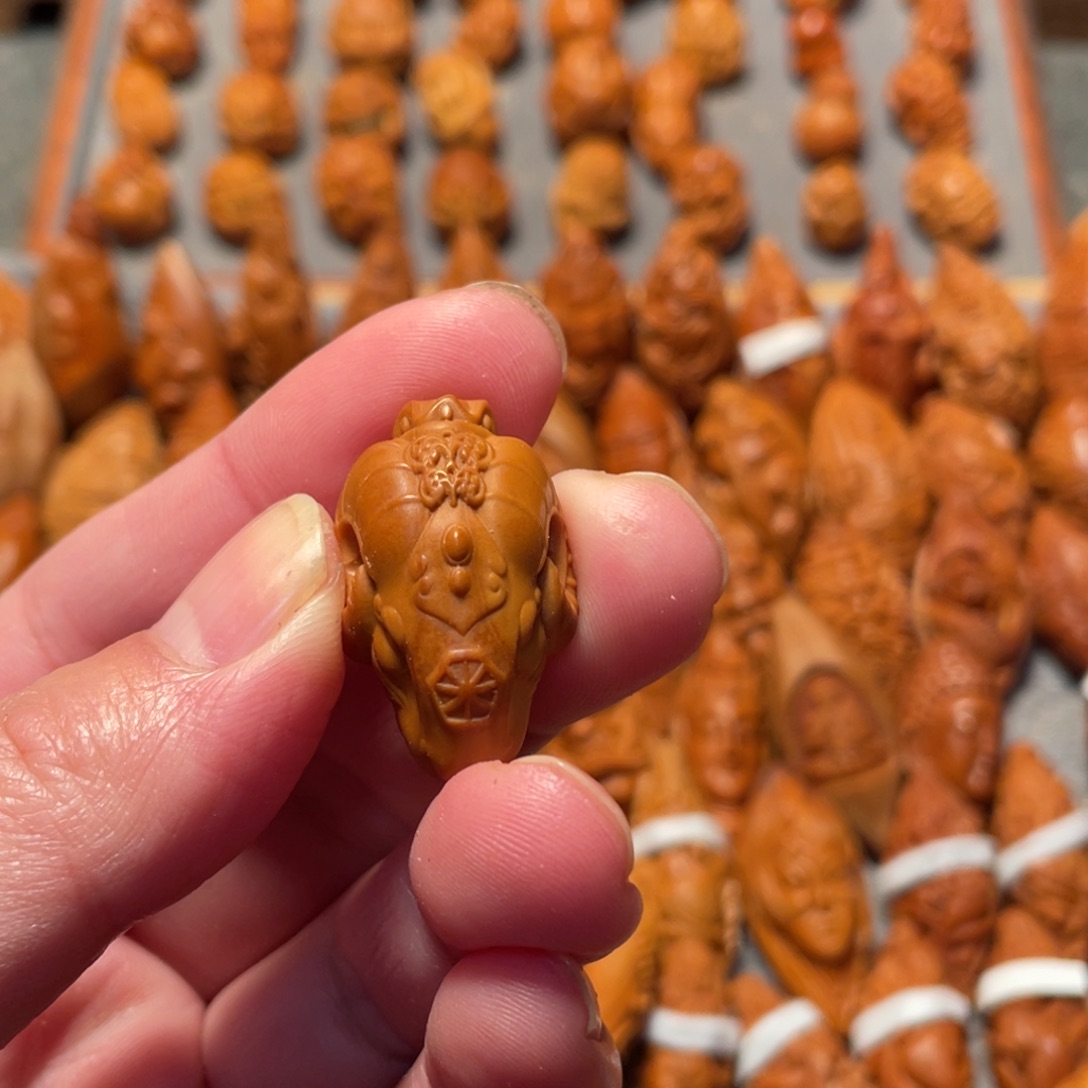 橄榄核手串/手链羊三通