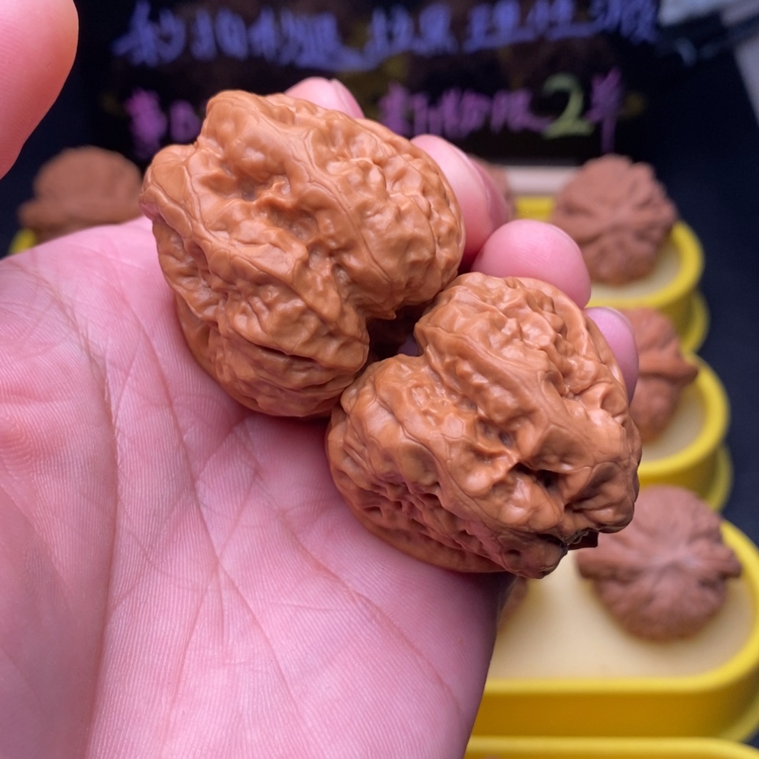 吊坠桃核蛤蟆头尺寸40