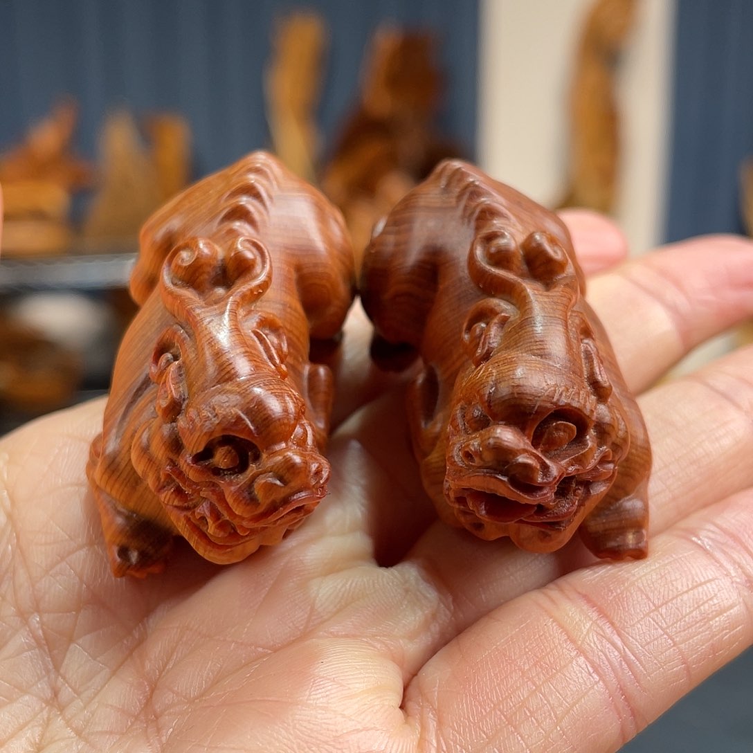 柏木（崖柏）手把件