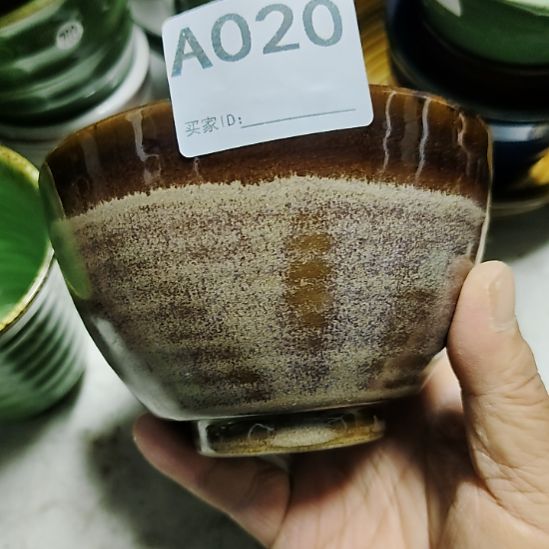 瓷片五厂，七厂，瓷器摆件，瓷片！都有微瑕疵。