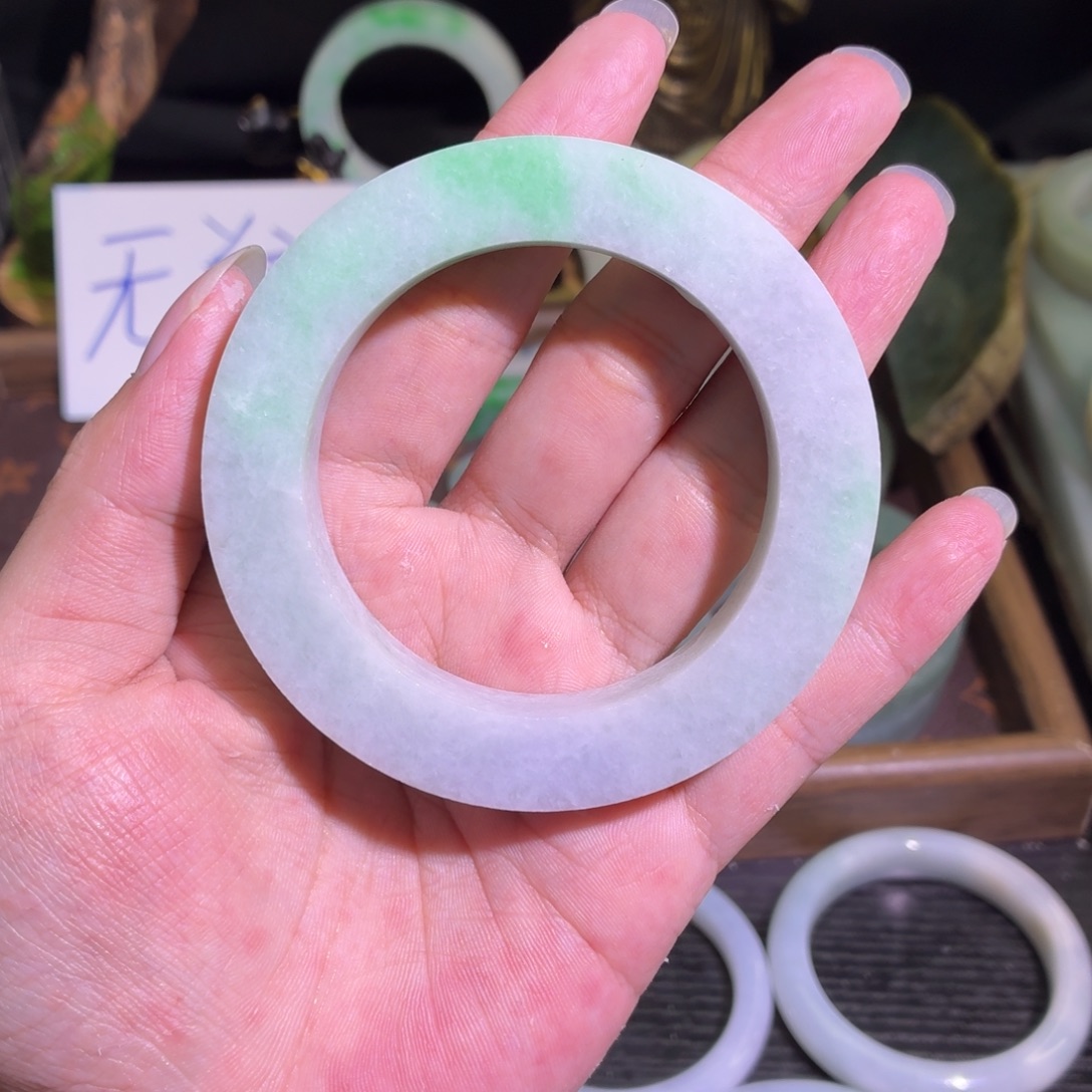 宋***o定制翡翠未镶嵌缅甸翡翠A货手镯毛胚定制