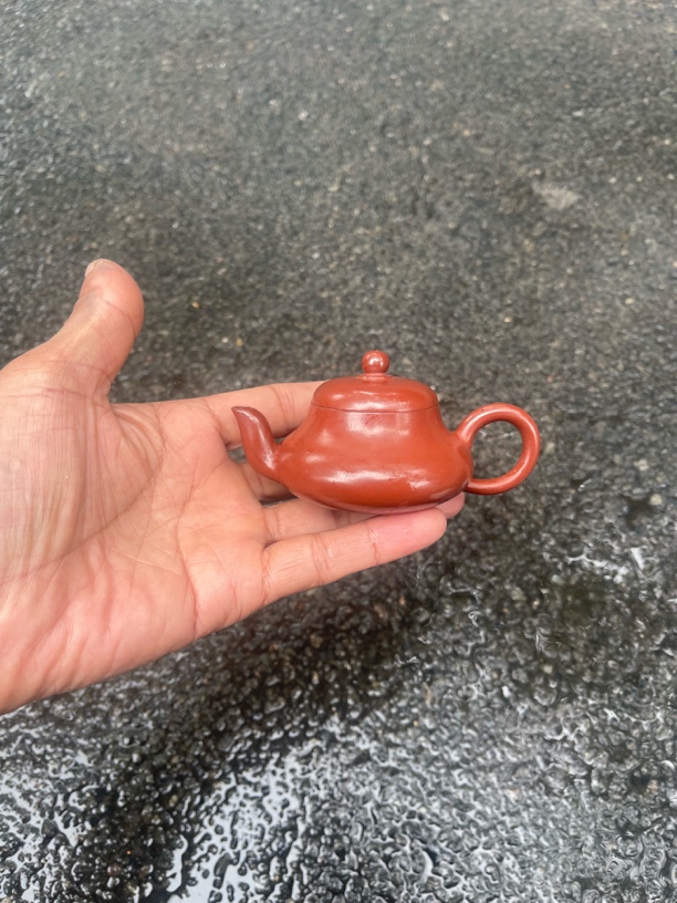 君德款手拉壶泡茶壶！容量100毫升！朱泥大红袍！做工精细！出水爆爽