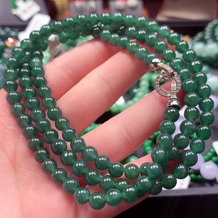 翡翠手链未镶嵌翡翠