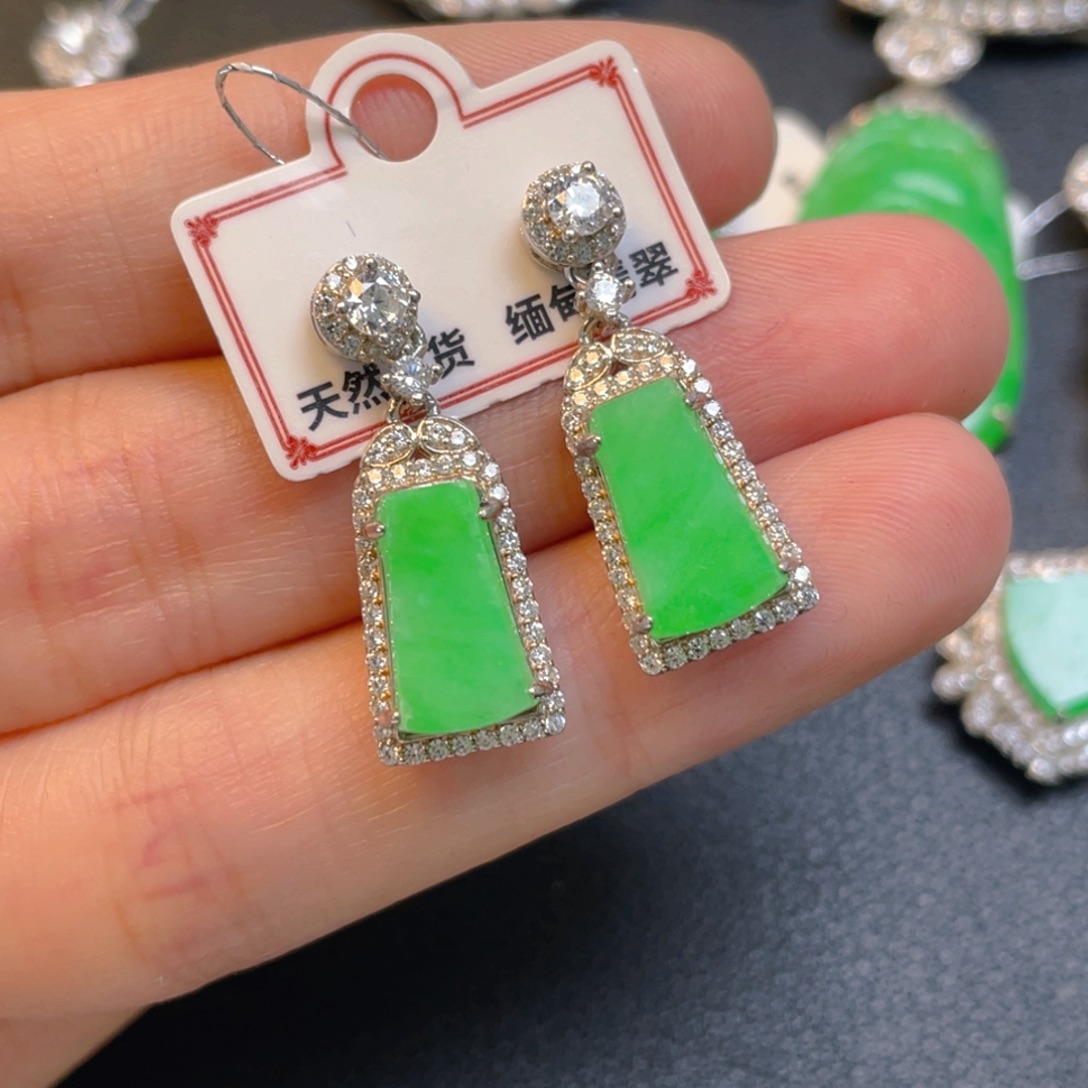 翡翠银S925镶嵌颈饰耳坠