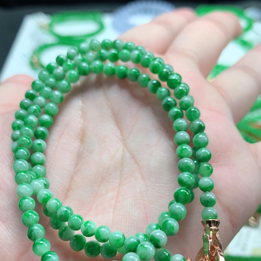 翡翠未镶嵌手链翡翠