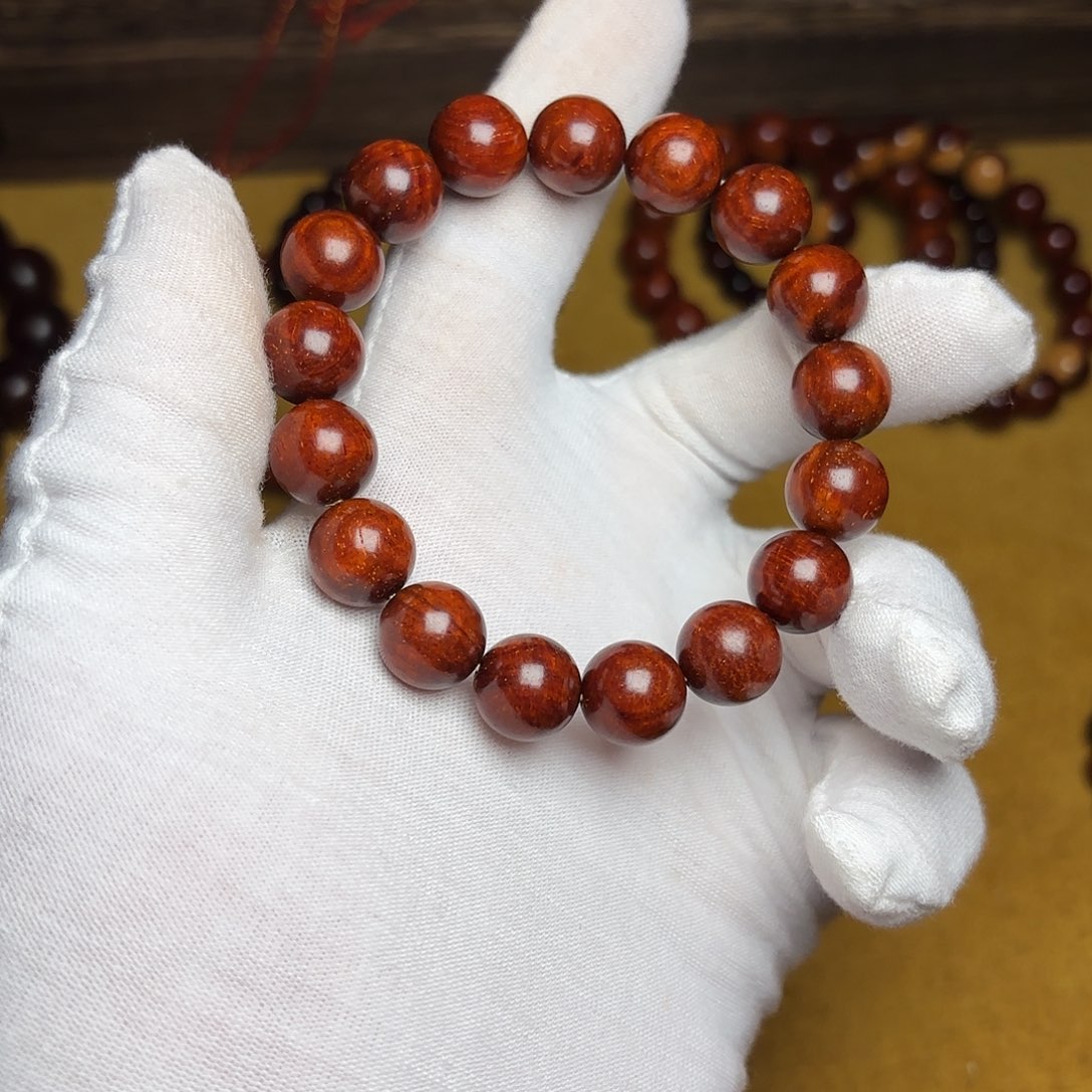 小****檀香紫檀（小叶紫檀）