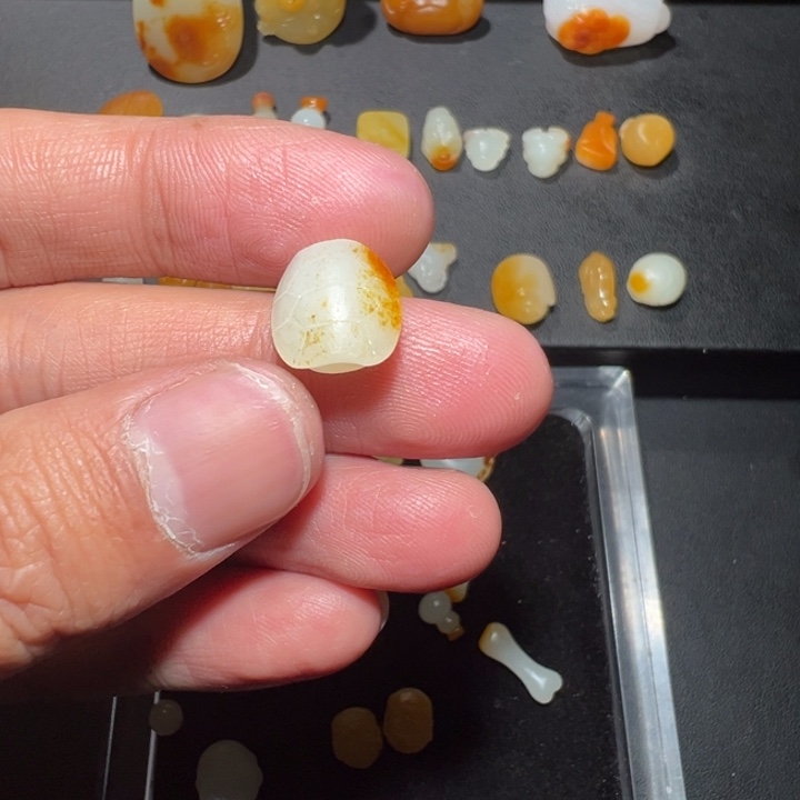 和田玉颈饰未镶嵌缘