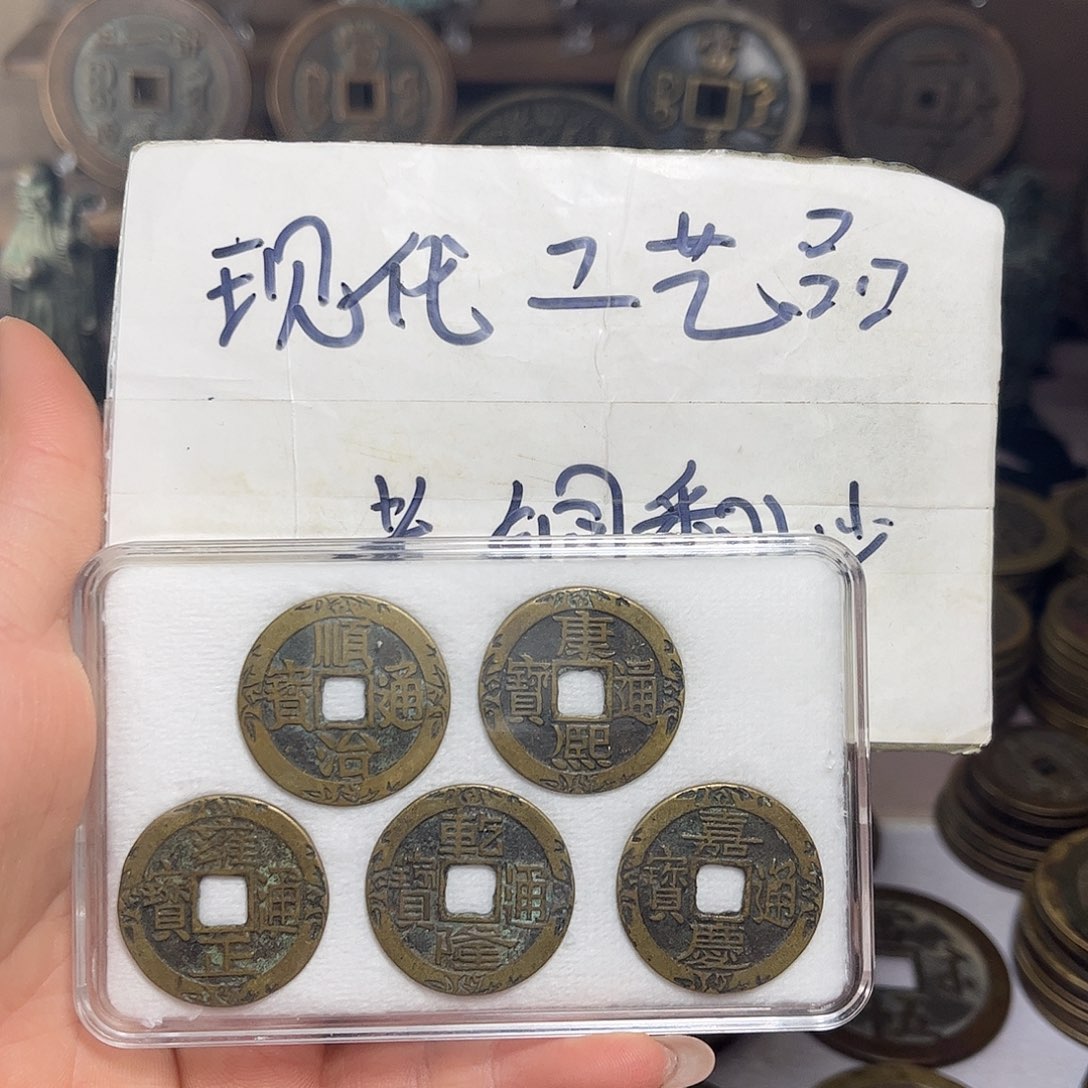 铜铜现代工艺品工厂直销