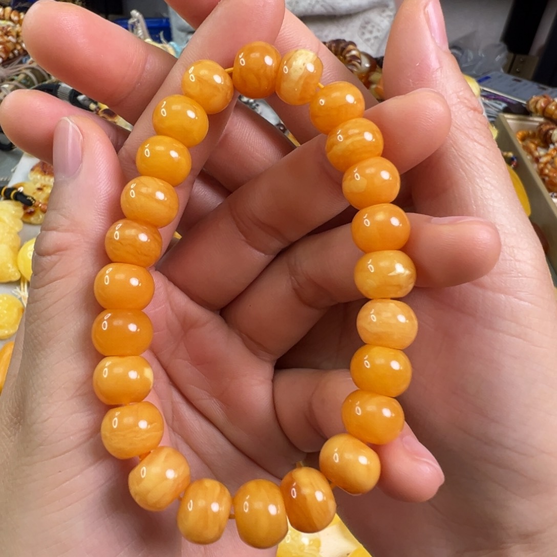 蜜蜡裸石未镶嵌蜜蜡