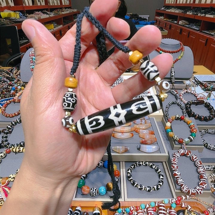 未镶嵌玛瑙/玉髓珠宝奇石