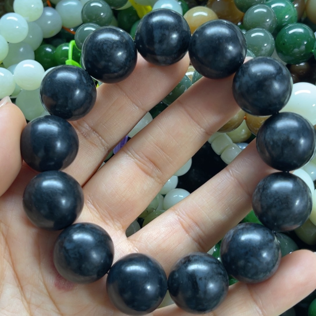 手链未镶嵌和田玉