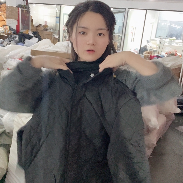 黑色长款棉服L码啦啦