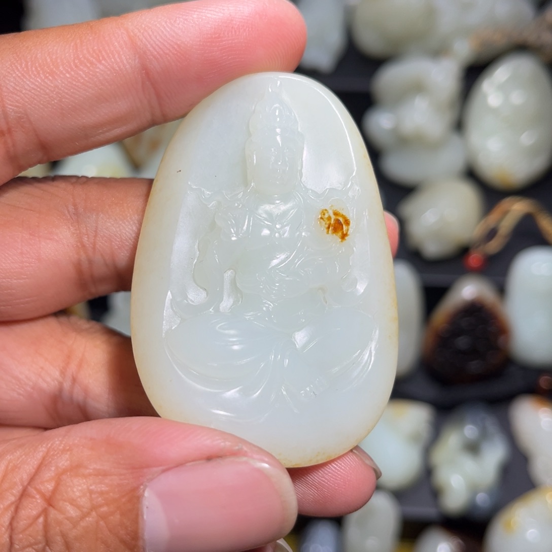 和田玉颈饰未镶嵌?****?