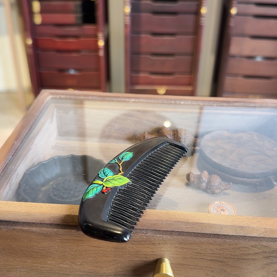 无***说木（非红木类）不退不换一个