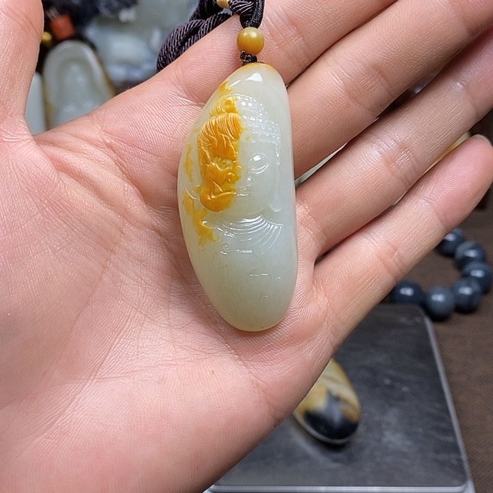 和田玉未镶嵌挂件