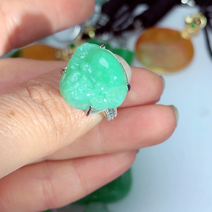 翡翠吊坠(不含链)未镶嵌