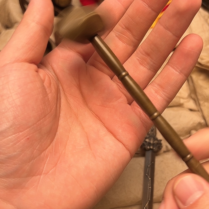 文玩铜器做工精良