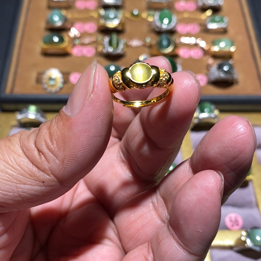 和田玉（碧玉）戒指未镶嵌