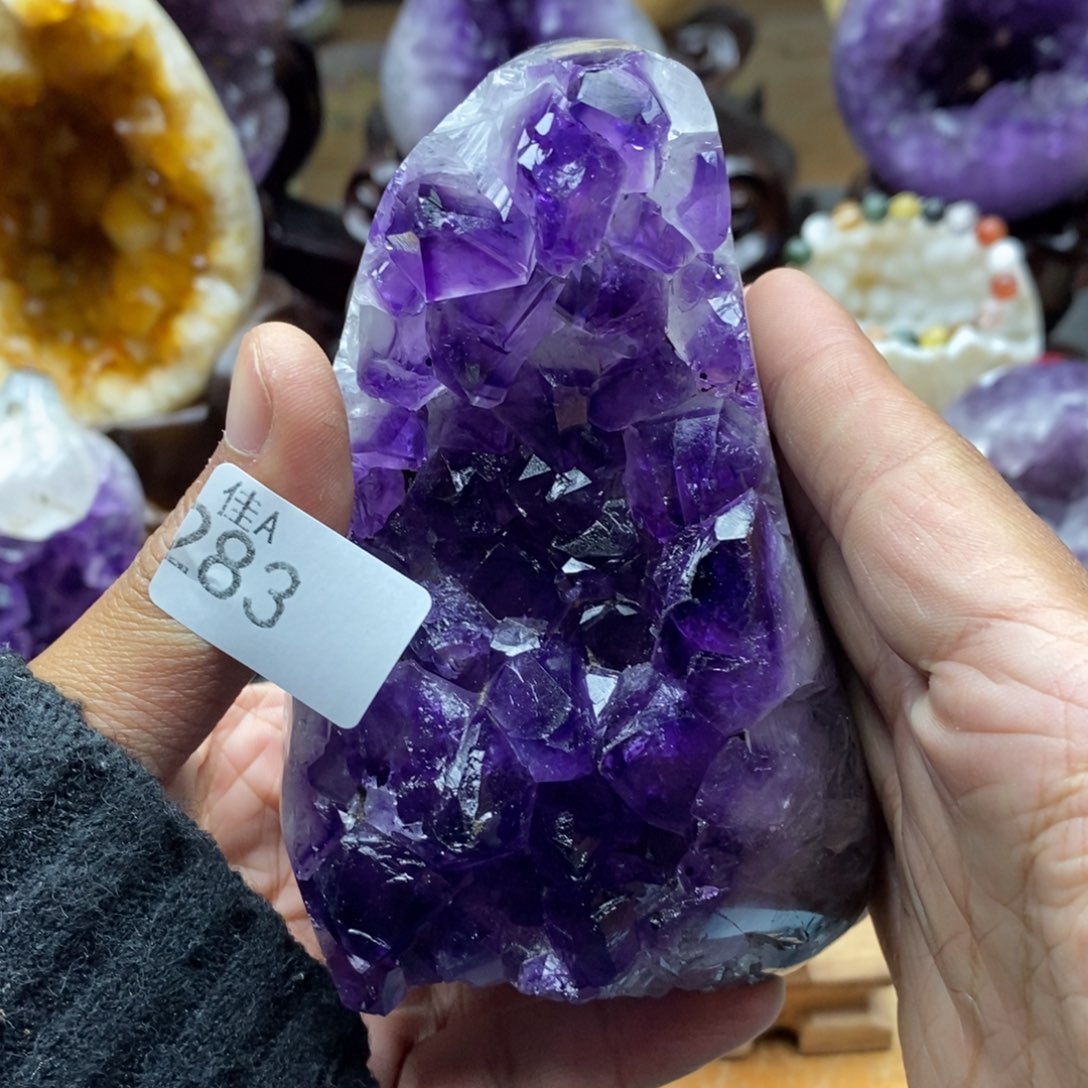 未镶嵌大型摆件（非配饰）水晶