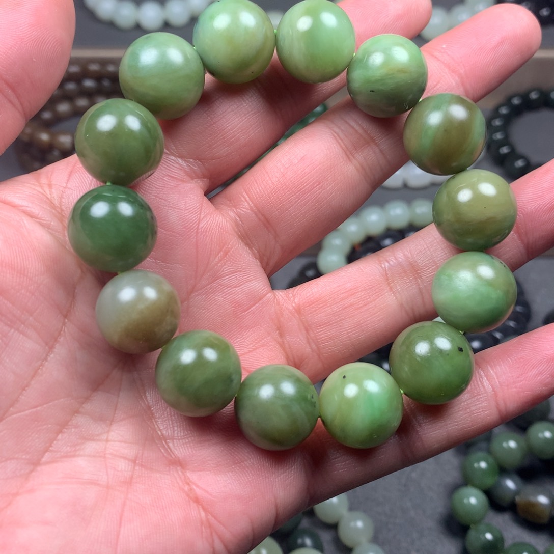 和田玉未镶嵌手链