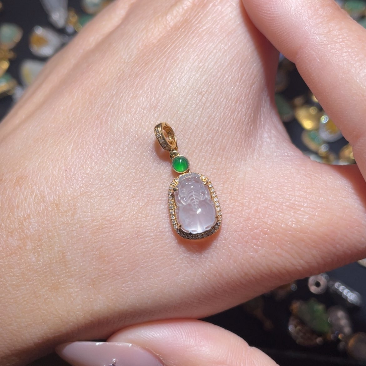 【闪购商品】翡翠吊坠(不含链)18K金镶嵌1****u