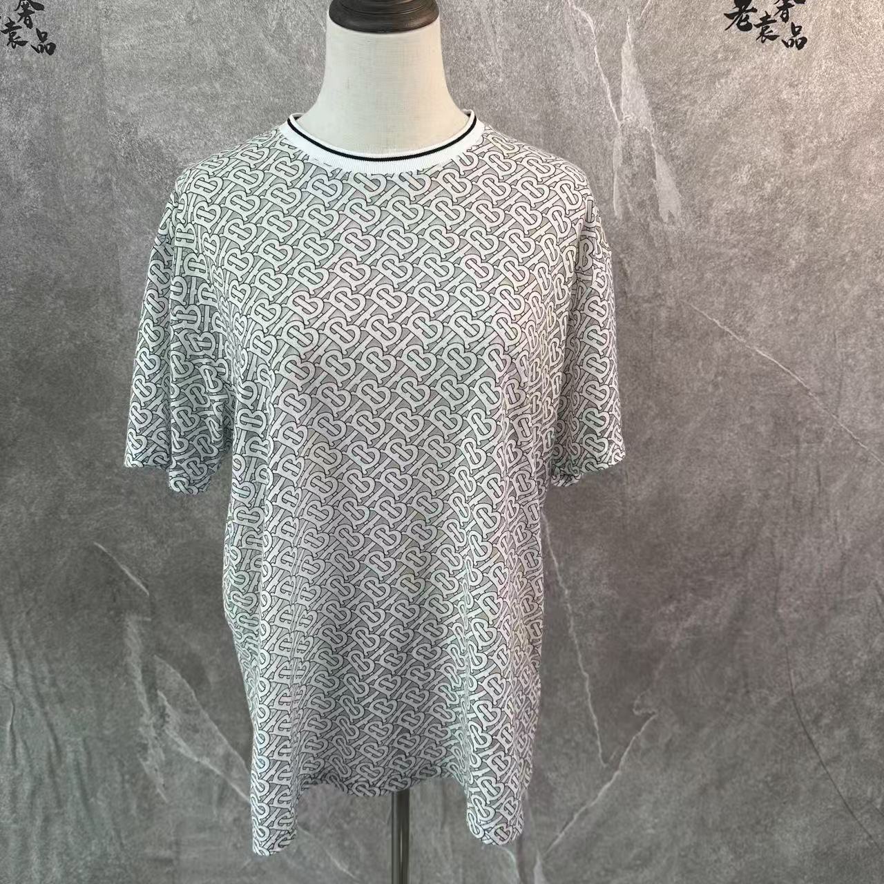 99新 BURBERRY/博柏利 海囤J/巴宝莉上衣/S码/rd54042