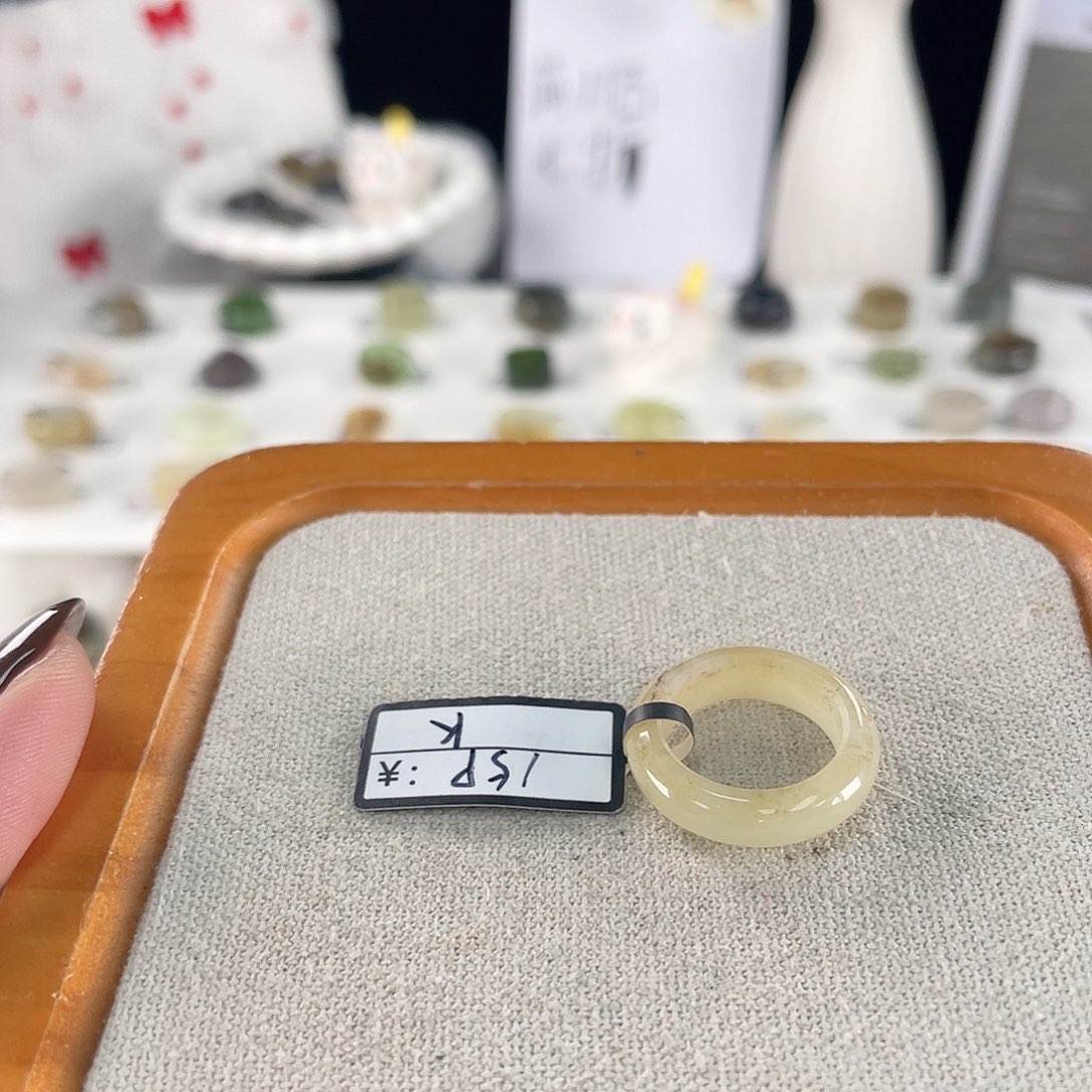 和田玉未镶嵌戒指Y14糖飘花16.3不退换