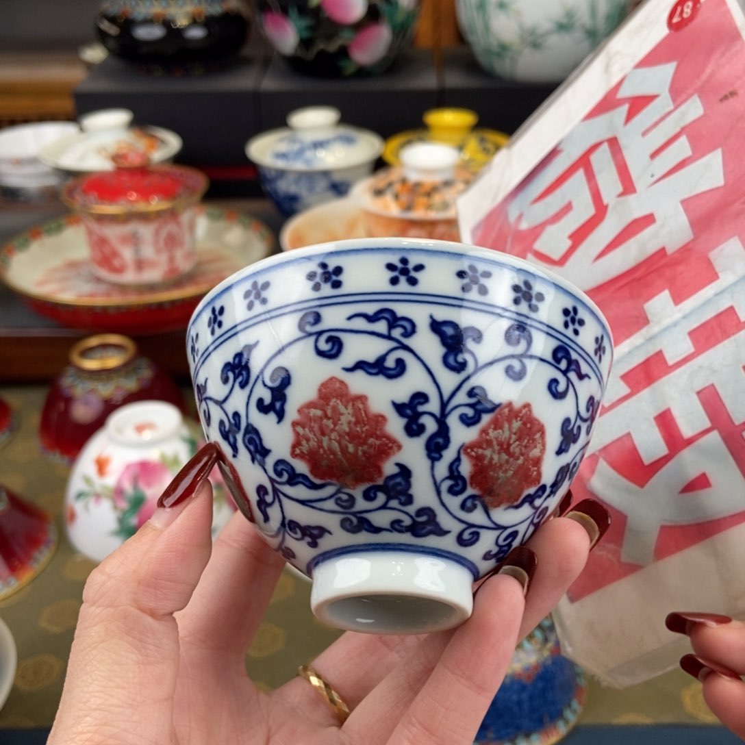 陶瓷艺术家的作品是一种