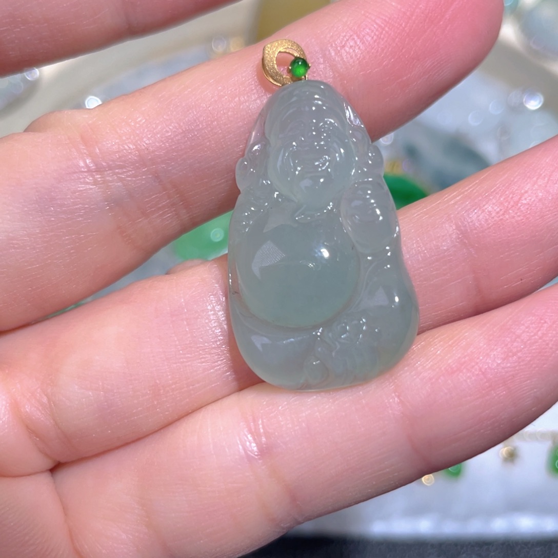 翡翠颈饰18K金镶嵌翡翠