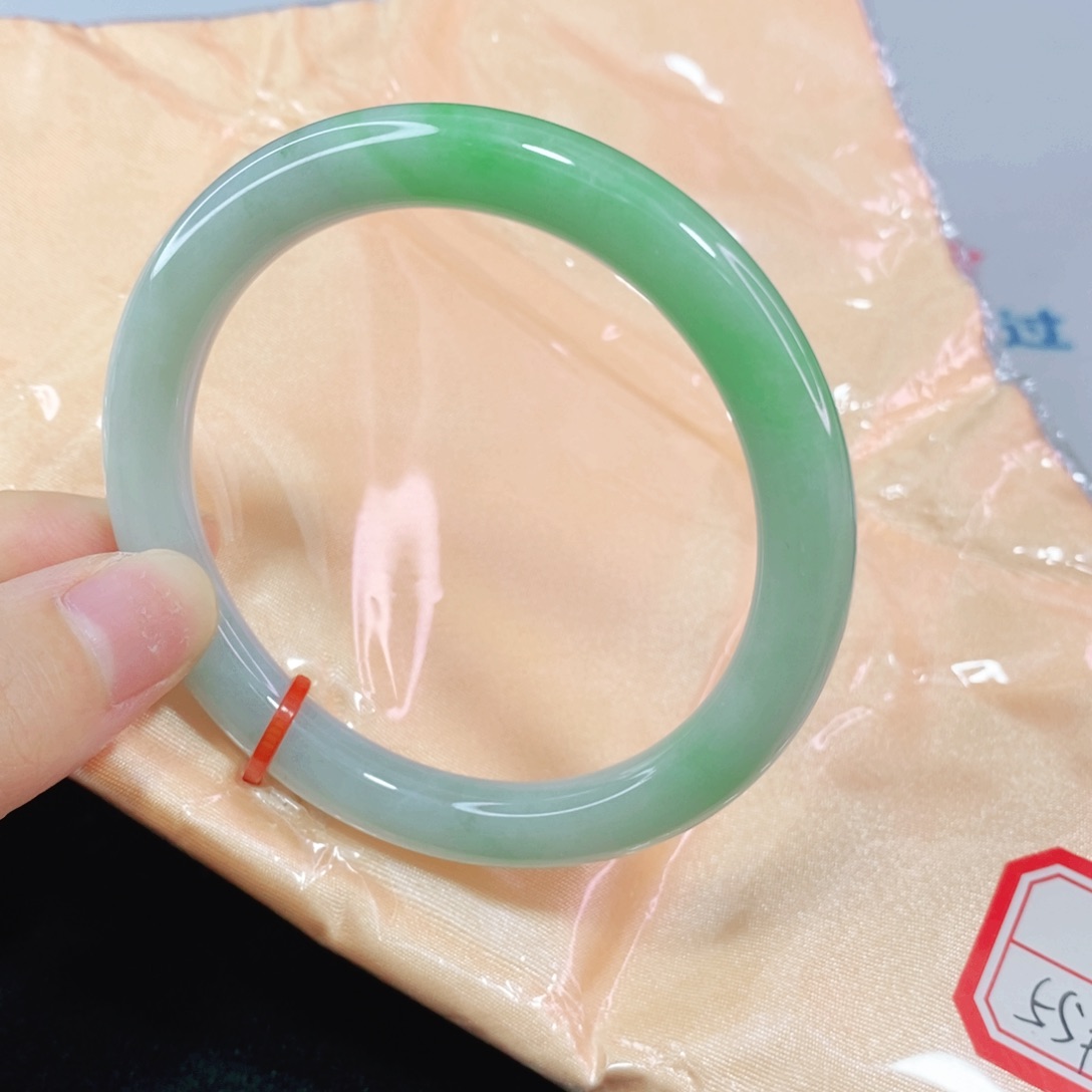 未镶嵌手镯翡翠55圆条