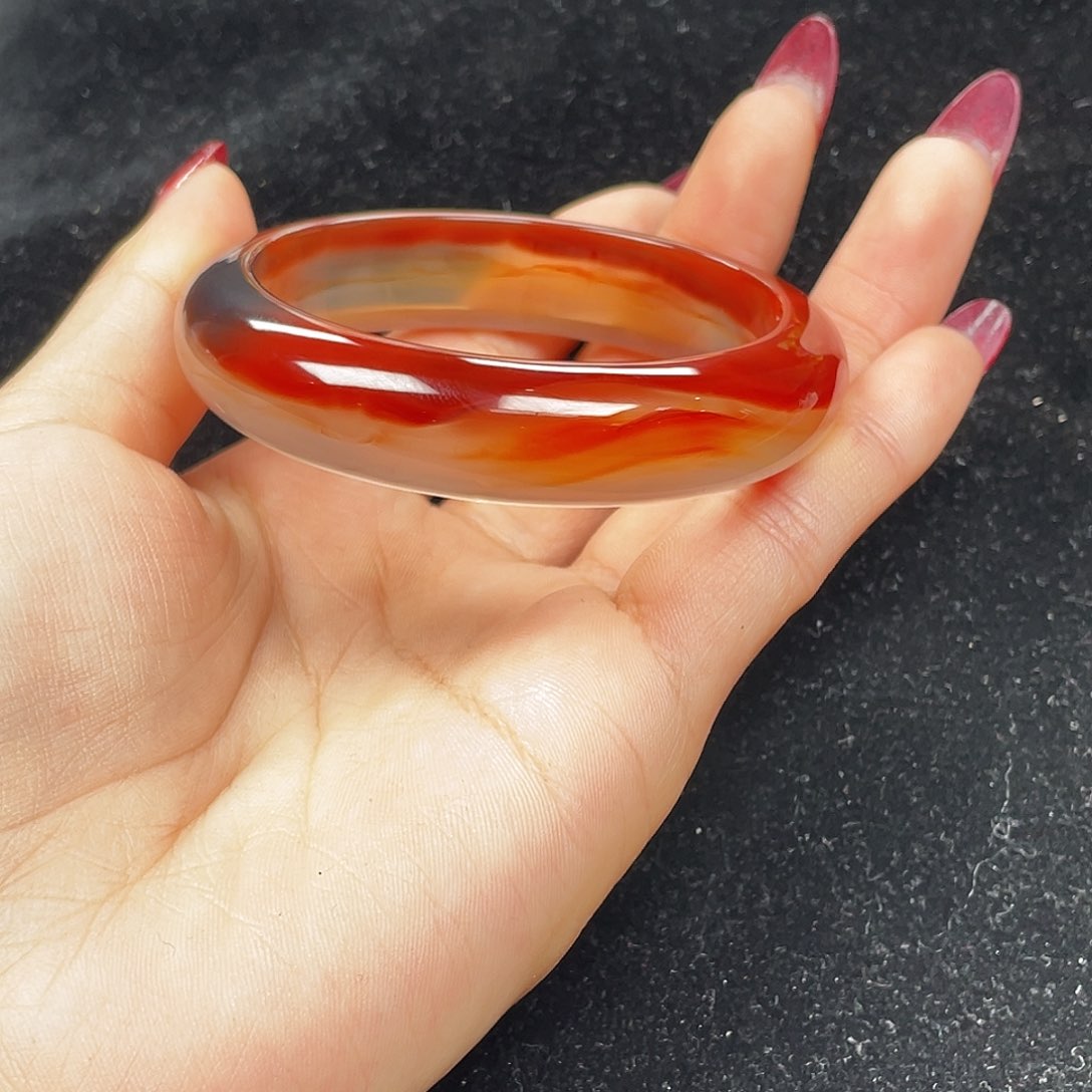 玛瑙/玉髓手镯未镶嵌