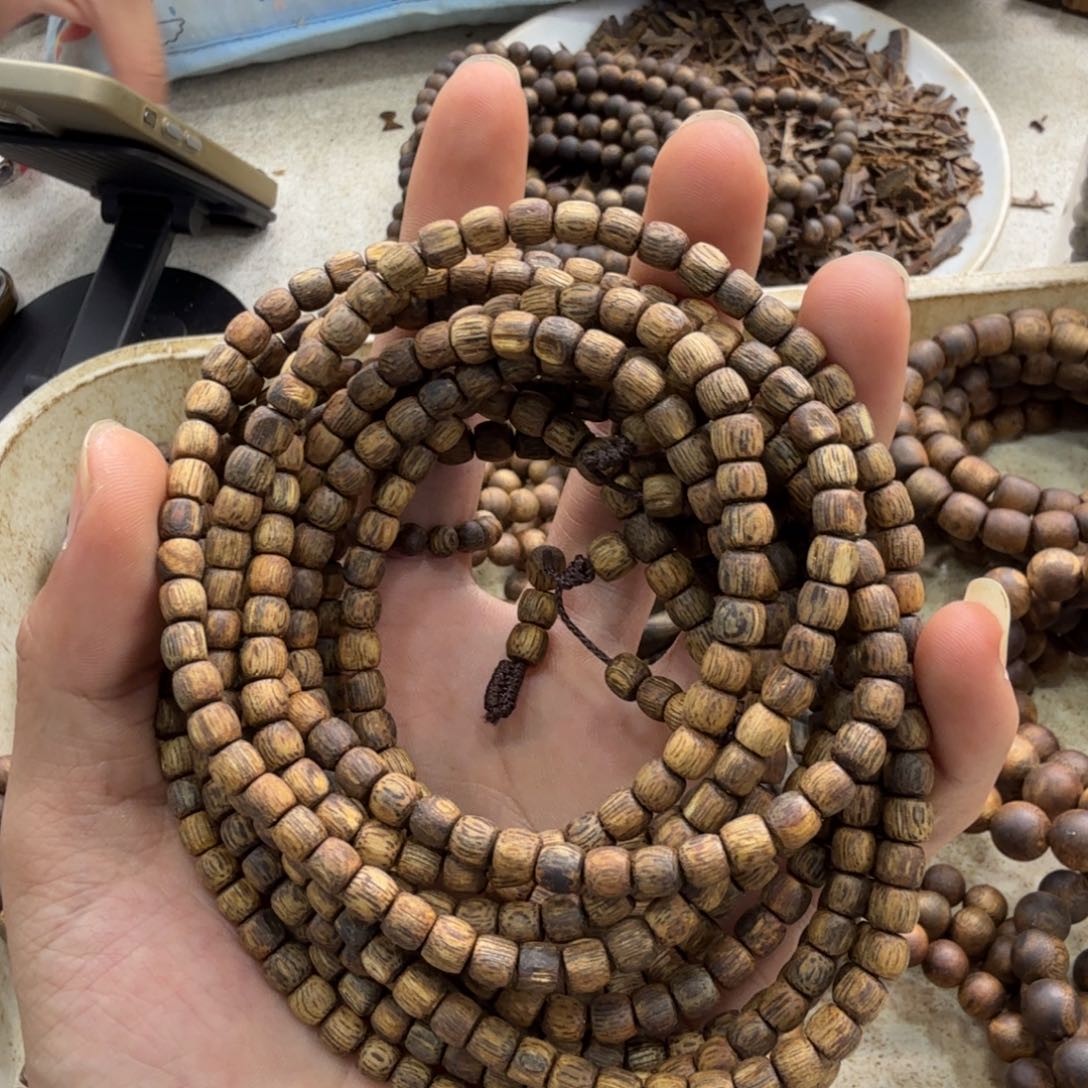 沉香碎屑沉香多圈0.5白棋桶珠多样性发一