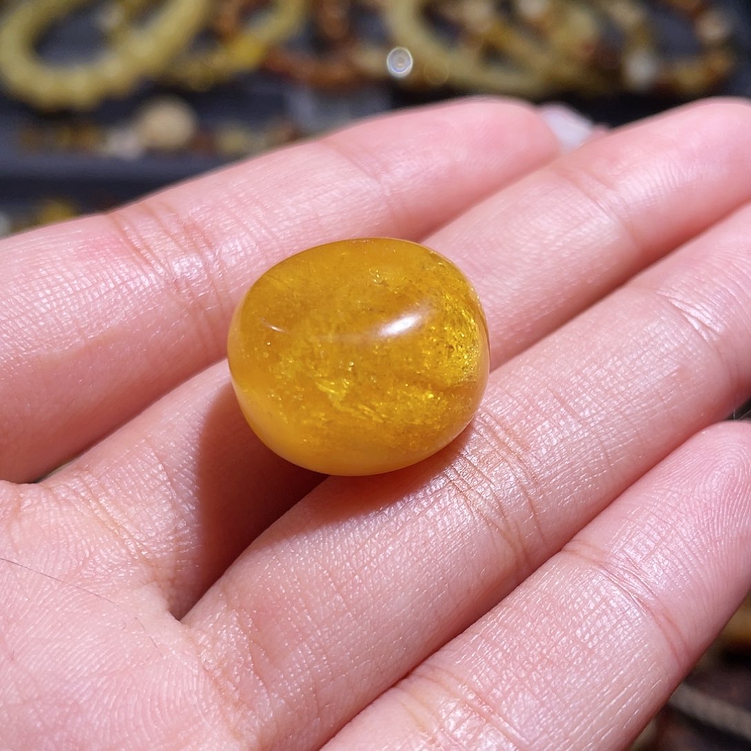 蜜蜡裸石未镶嵌福利