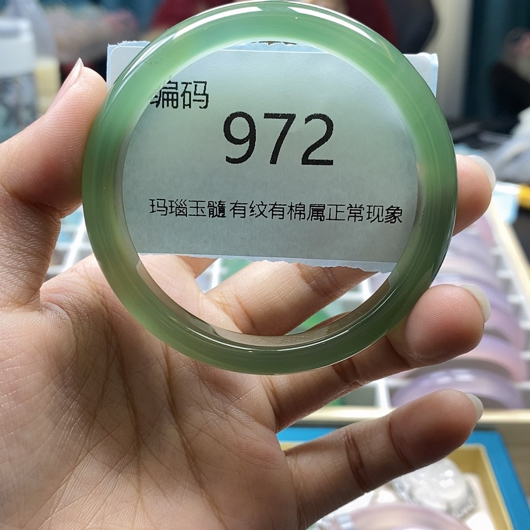【闪购商品】玛瑙/玉髓手镯未镶嵌972