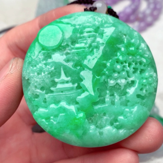 翡翠吊坠(不含链)未镶嵌