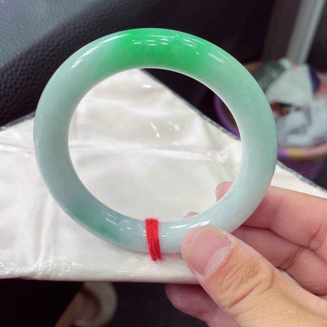 未镶嵌手镯翡翠翡翠